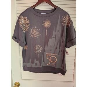 NWT WALT‎ DISNEY WORLD SHORT SLEEVE 50TH ANNIVERSARY SWEATSHIRT MEDIUM M